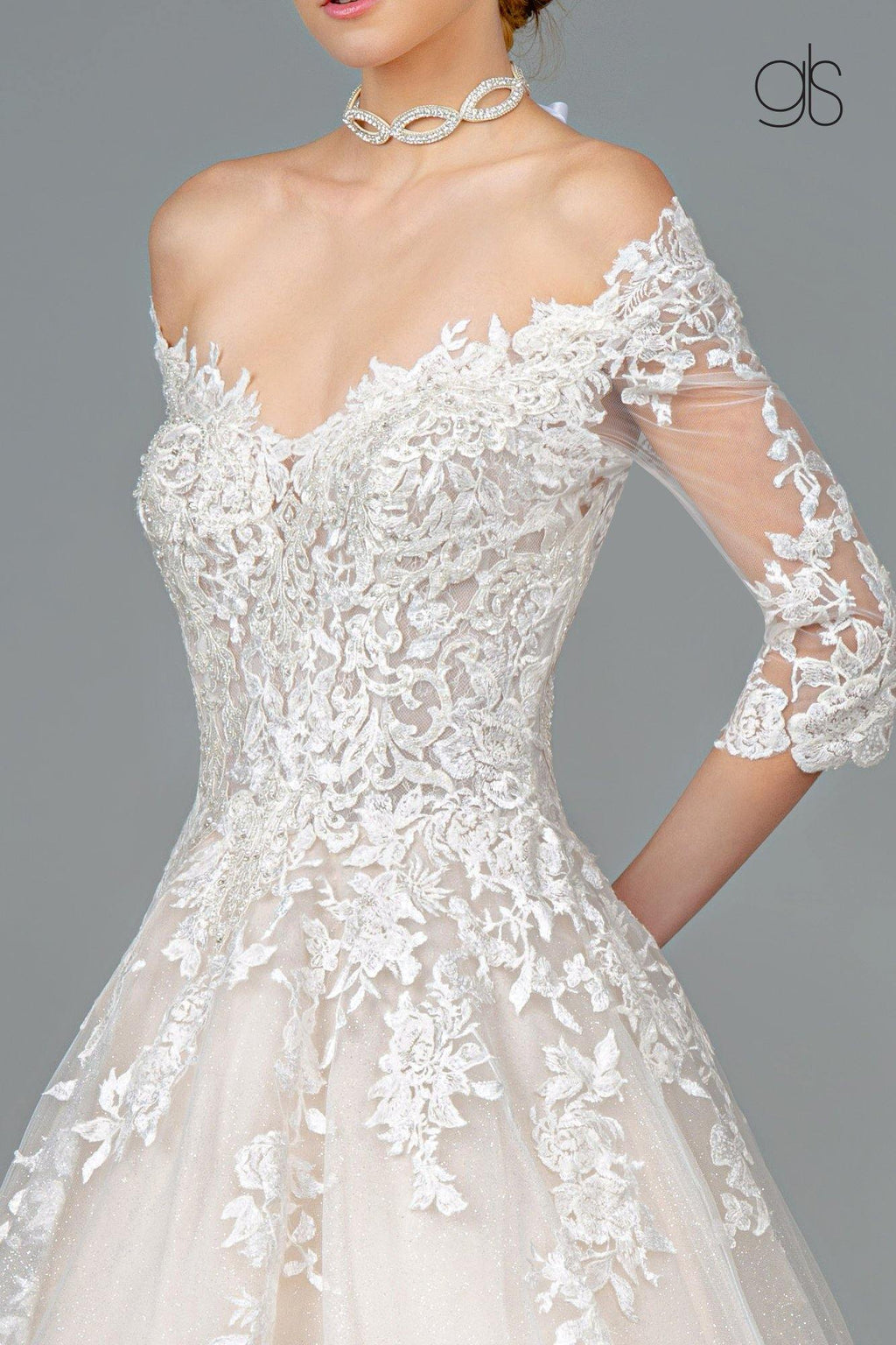 Robe longue de mariée à col en V en tulle pailleté brodé
