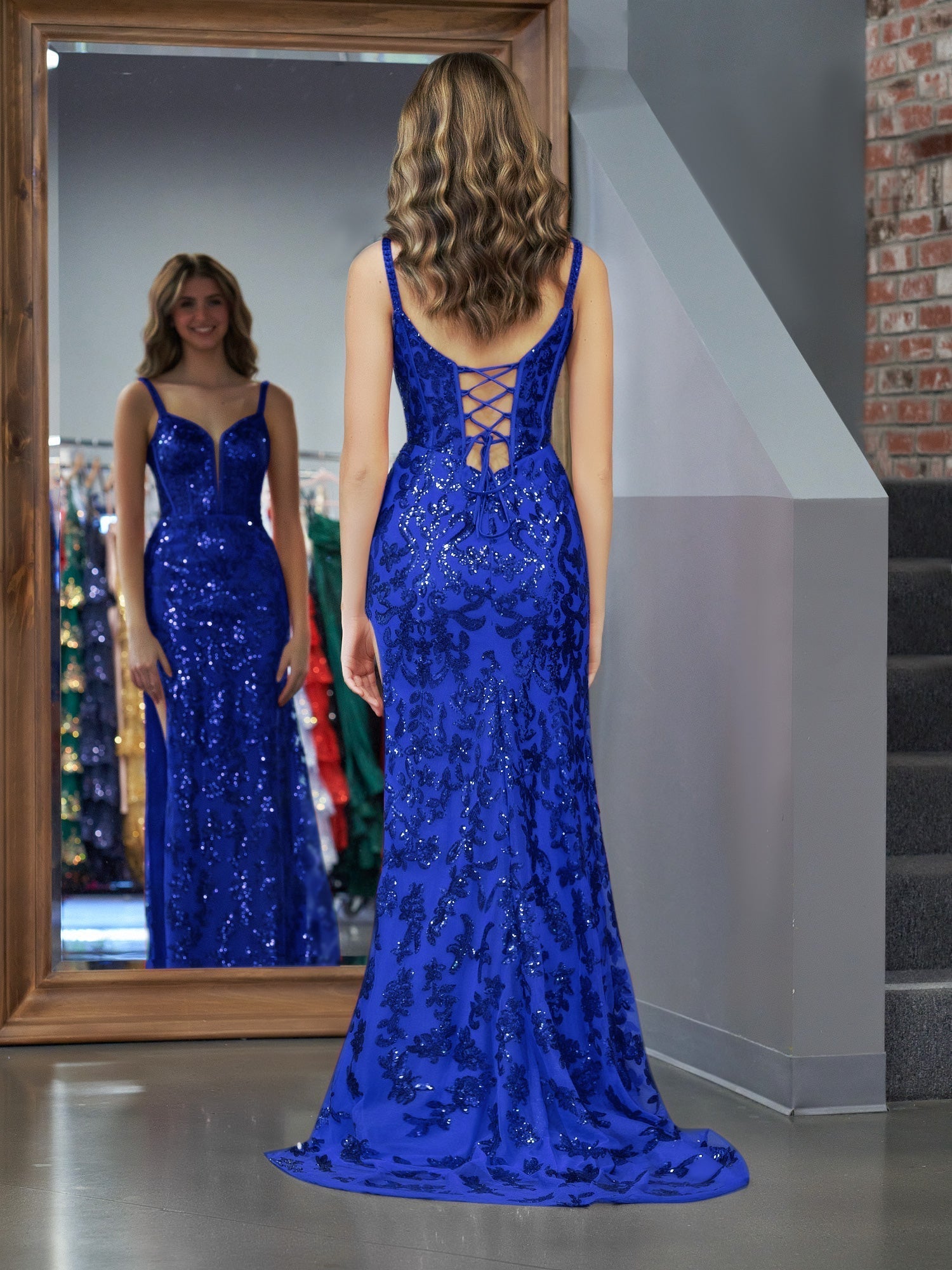 Robe de bal longue fourreau bleu pailleté à sequins avec fente