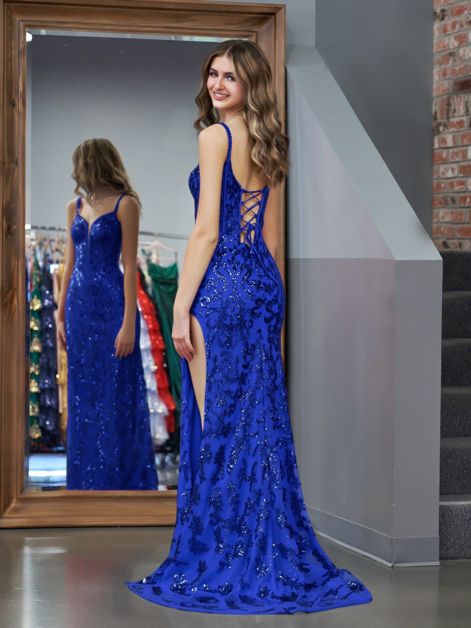 Robe de bal longue fourreau bleu pailleté à sequins avec fente