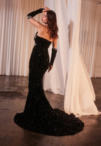 Exquisito vestido largo de fiesta negro de sirena con escote en V, lentejuelas y abertura
