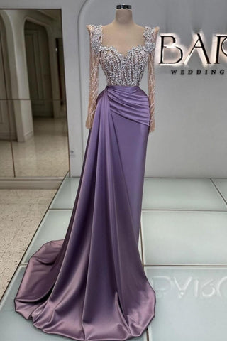 Robe de bal extravagante longue en dentelle violette perlée et pailletée à manches longues