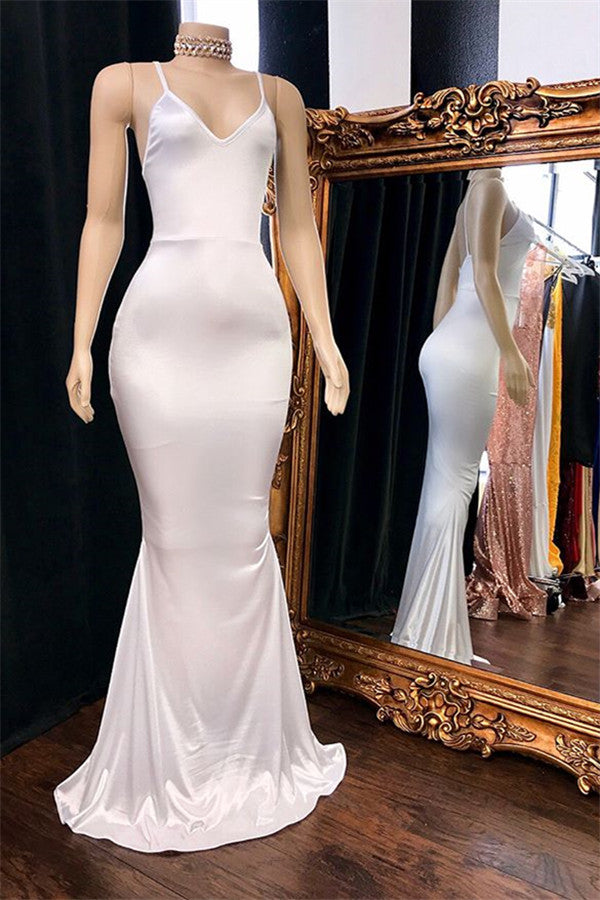 Robe de bal longue sirène dos nu à col V qui ne passe pas inaperçue
