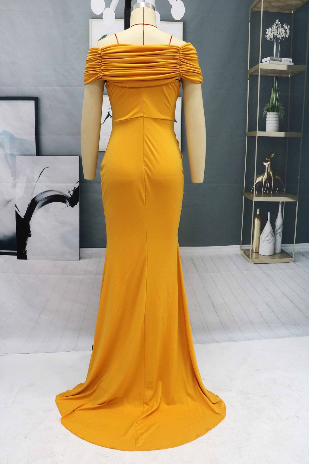 Robe de soirée sirène élégante à épaules dénudées et fente longue en ligne
