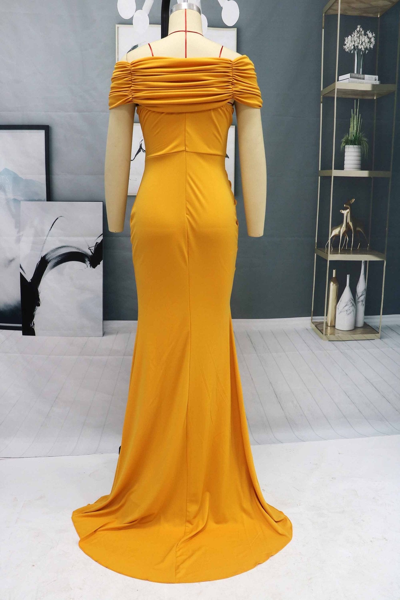 Robe de soirée sirène élégante à épaules dénudées et fente longue en ligne
