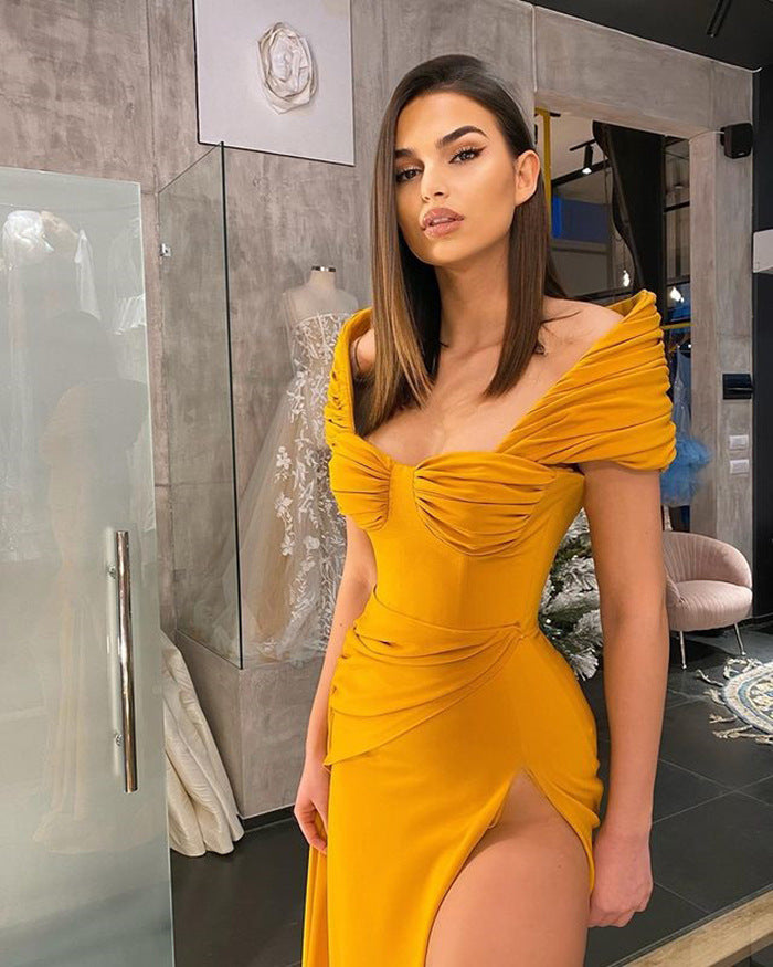 Robe de soirée sirène élégante à épaules dénudées et fente longue en ligne