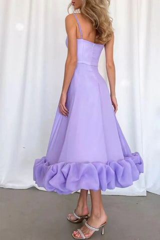 Robe de soirée simple et élégante à empiècements unis et col en U 