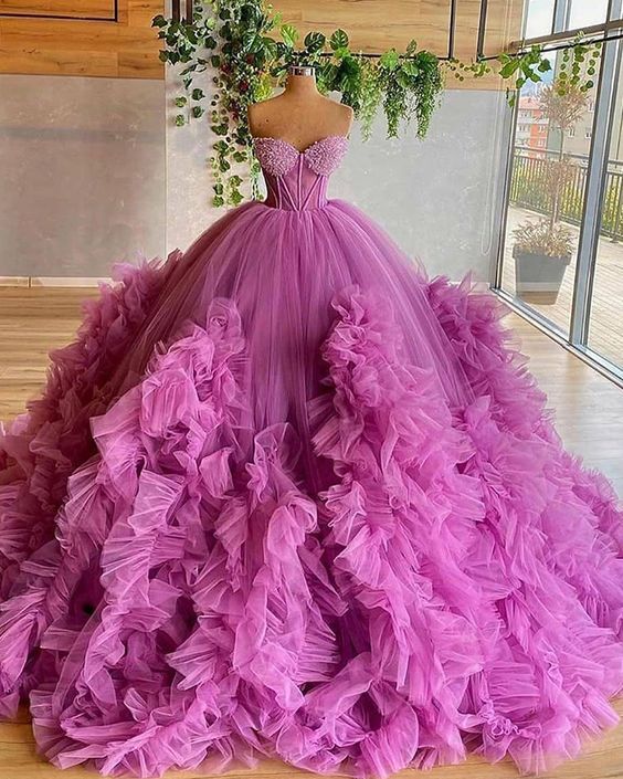 Vestido de baile plisado con corpiño de cuentas moradas y escote corazón Y86