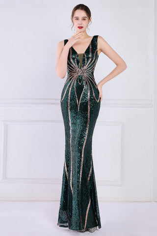 Robe de bal à décolleté plongeant