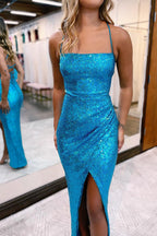 Robe de bal fourreau bleu à sequins avec fente et dos nu
