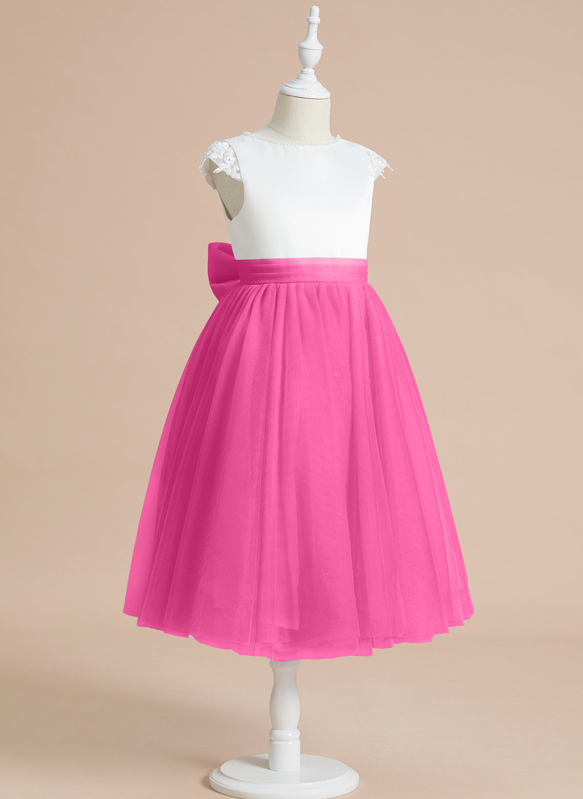 Vestido de niña de las flores para la Primera Comunión, corte en A, satén y tul, hasta la rodilla. 