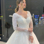 Robe de mariée romantique à col en V 2022, ornée d'appliques en dentelle et de tulle, manches longues, dos nu, sur mesure.