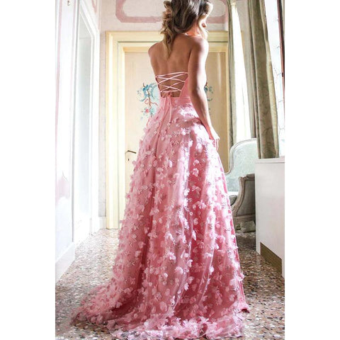 Robe de bal longue trapèze en tulle appliqué, sans bretelles, à lacets et fente