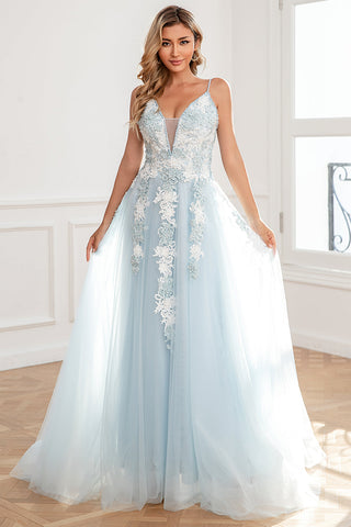 Robe de bal en tulle avec appliques légères