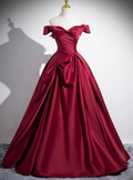 Robe de bal élégante en satin bordeaux plissé, coupe trapèze, référence Y7661