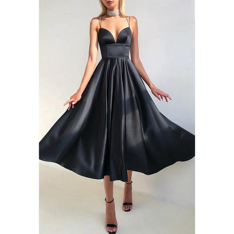Robe de soirée simple à bretelles spaghetti et col en V 
