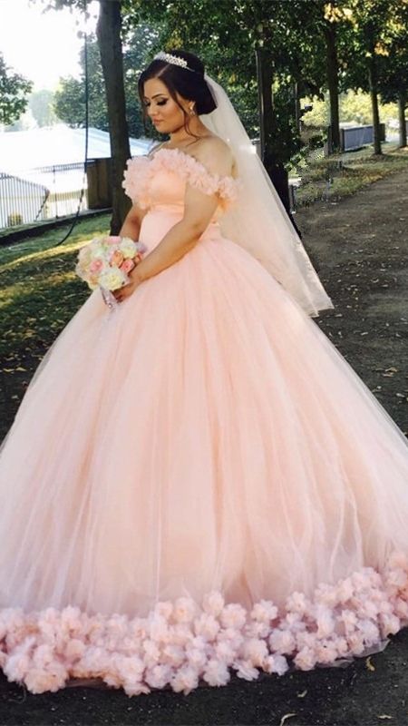 Vestido de novia de tul con flores hechas a mano y hombros descubiertos Y474