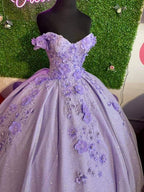 Robe de bal lavande à épaules dénudées ornée de fleurs 3D, idéale pour les 16 ans (Y473)