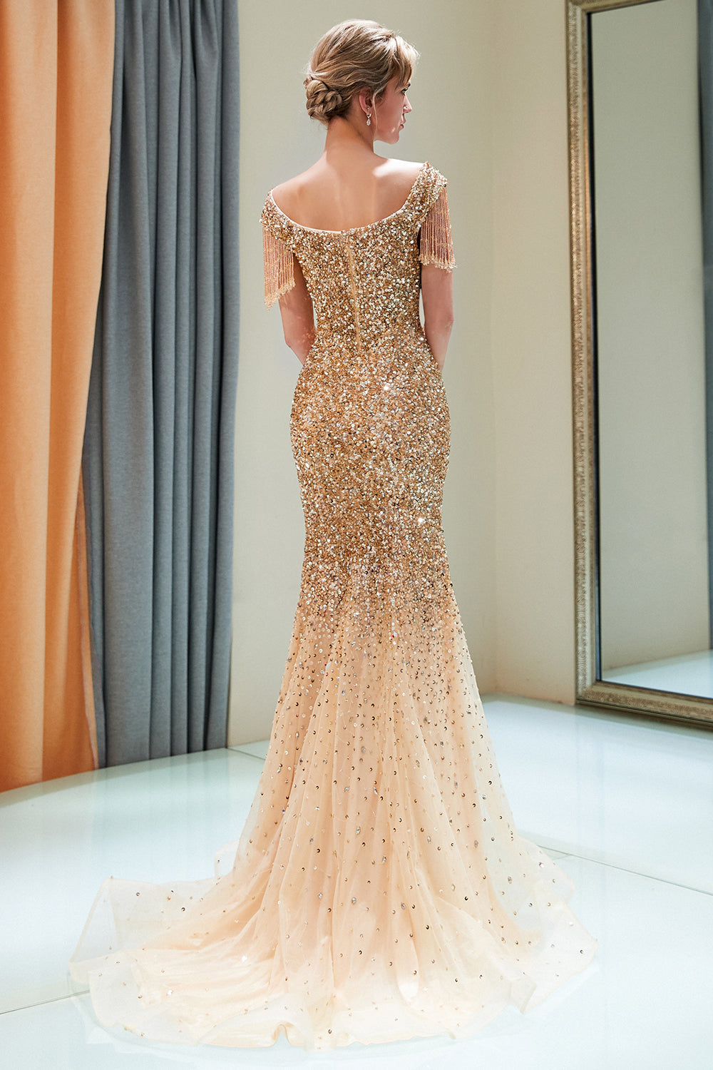Fabuleuse robe de bal sirène longue à épaules dénudées en tulle et sequins