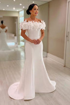 Fabuleuse robe de mariée blanche sirène en satin, sans manches, épaules dénudées