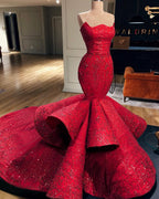 Fabuloso vestido largo de sirena sin tirantes para baile de graduación