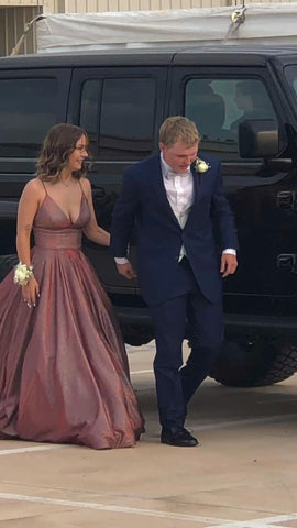 Robe de bal trapèze à fines bretelles et col en V, coupe ravissante, robe de soirée charmante Y485