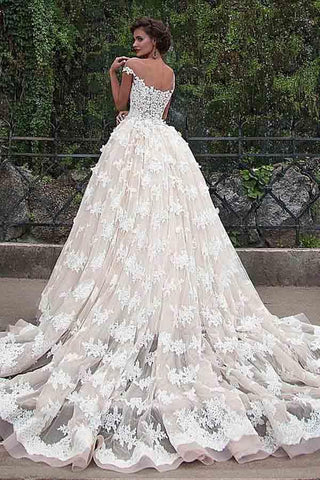 Fantástico vestido de novia de corte princesa con escote barco y encaje WD185