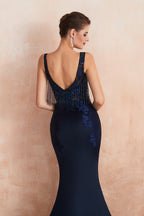 Fascinante robe de soirée sirène longue en satin ornée de bijoux