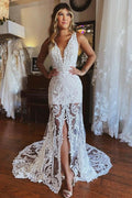 Robe de mariée sirène en dentelle à fines bretelles et fente