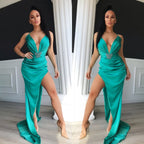 Robe de soirée sirène longue et sexy en satin à col V et fente