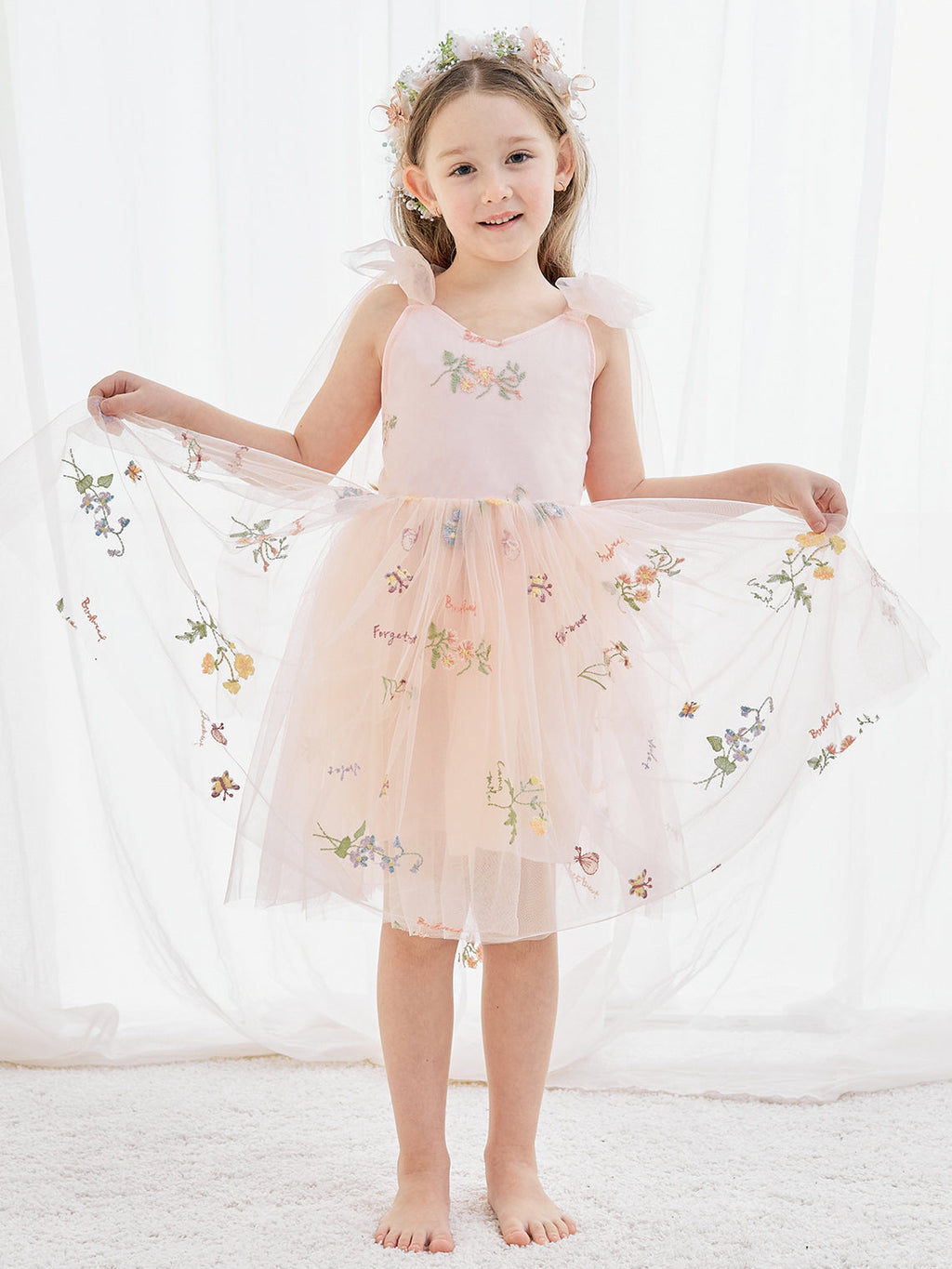 Vestido de niña pequeña de las flores, corte en A, sin mangas, de tul bordado floral. 