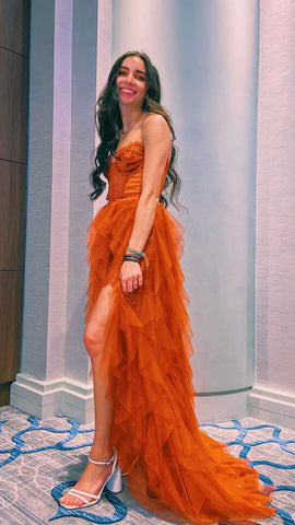 Robe de bal longue à volants en tulle superposés, coupe trapèze, décolleté cœur, référence Y1117