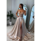 Superbe et charmante robe de bal de fin d'année trapèze à bretelles spaghetti et fente