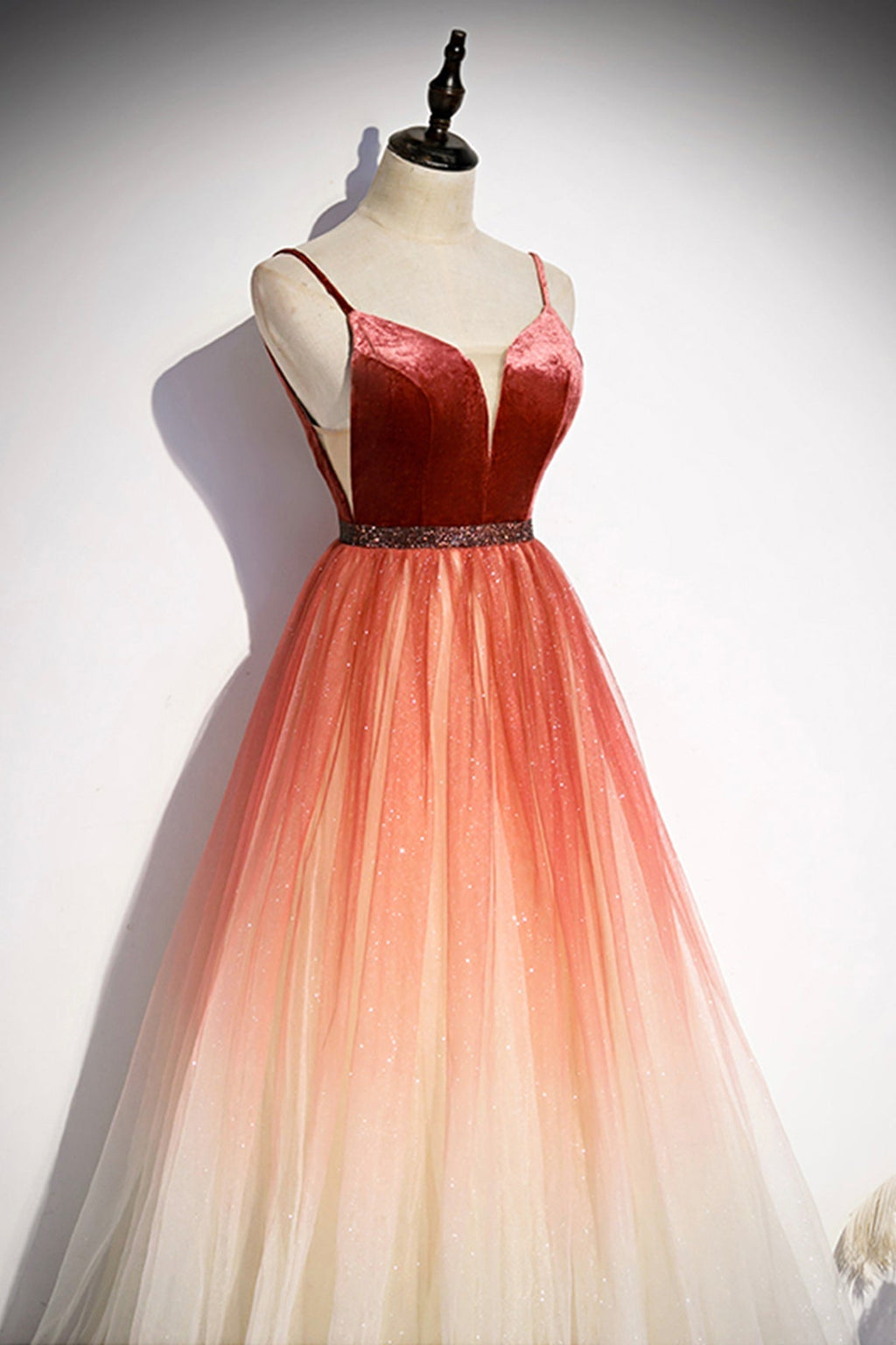 Vestido de noche de tul con escote en V y corte en A, talla 74