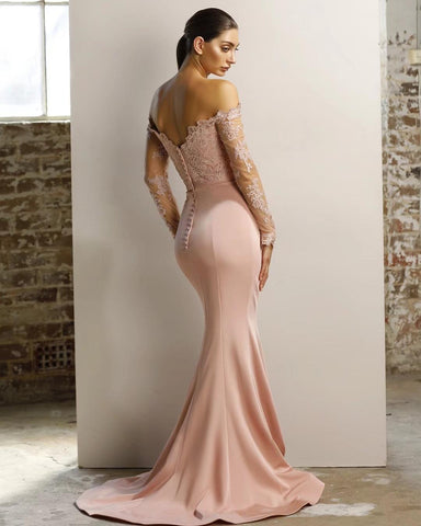 Robe de bal en dentelle à manches longues, robe de demoiselle d'honneur à épaules dénudées