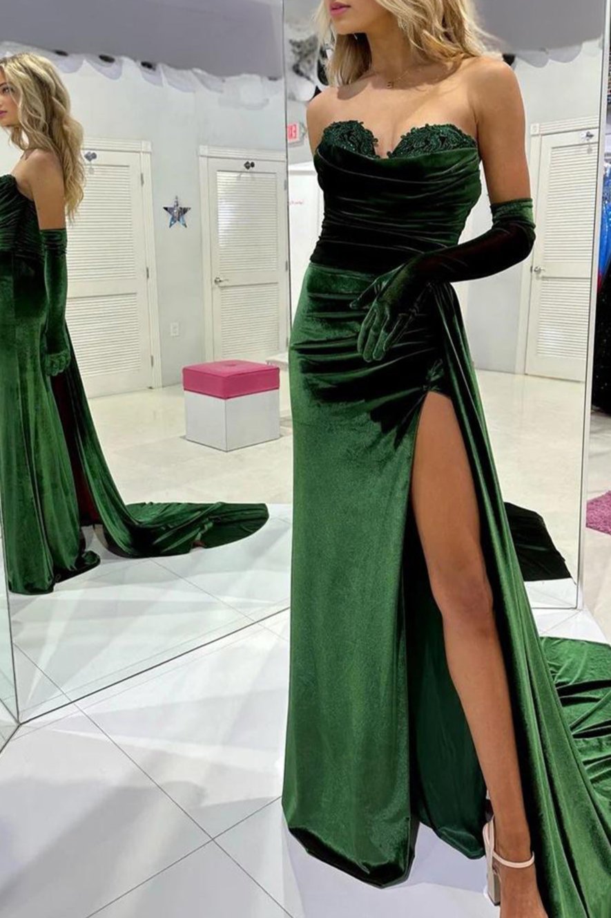 Finnegan | Robe de bal longue émeraude à décolleté cœur et traîne intégrée