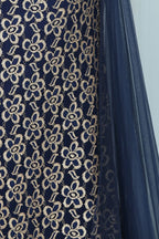 Robe de bal sirène dorée longue sans manches en dentelle à col rond