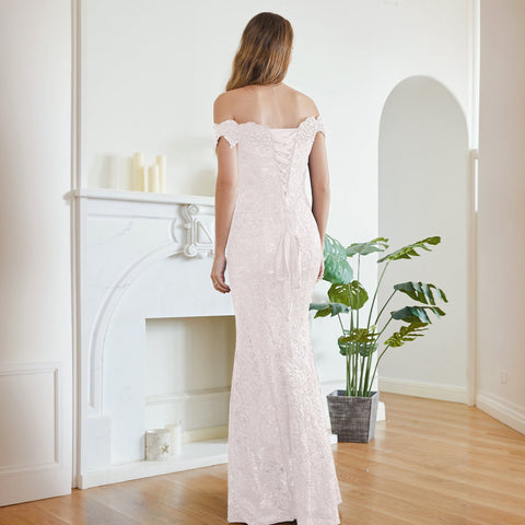 Vestidos de dama de honor de encaje estilo sirena hasta el suelo con hombros descubiertos