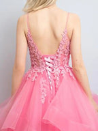 Vestidos de graduación corte A, estilo princesa, formales, largos hasta el suelo, sin mangas, escote en V, espalda descubierta de tul con pliegues y apliques.