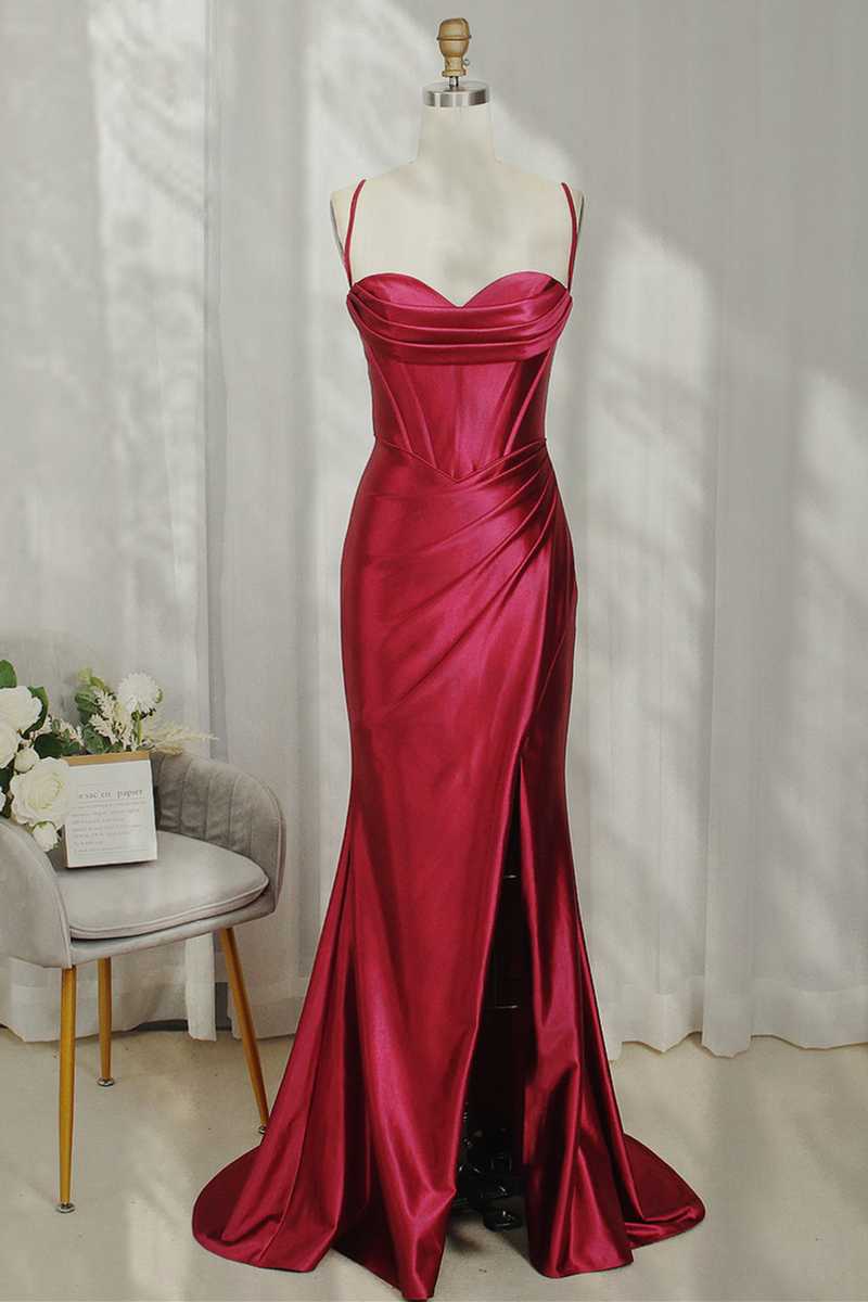 Vestido de fiesta sirena de satén rosa fucsia con tirantes finos y abertura