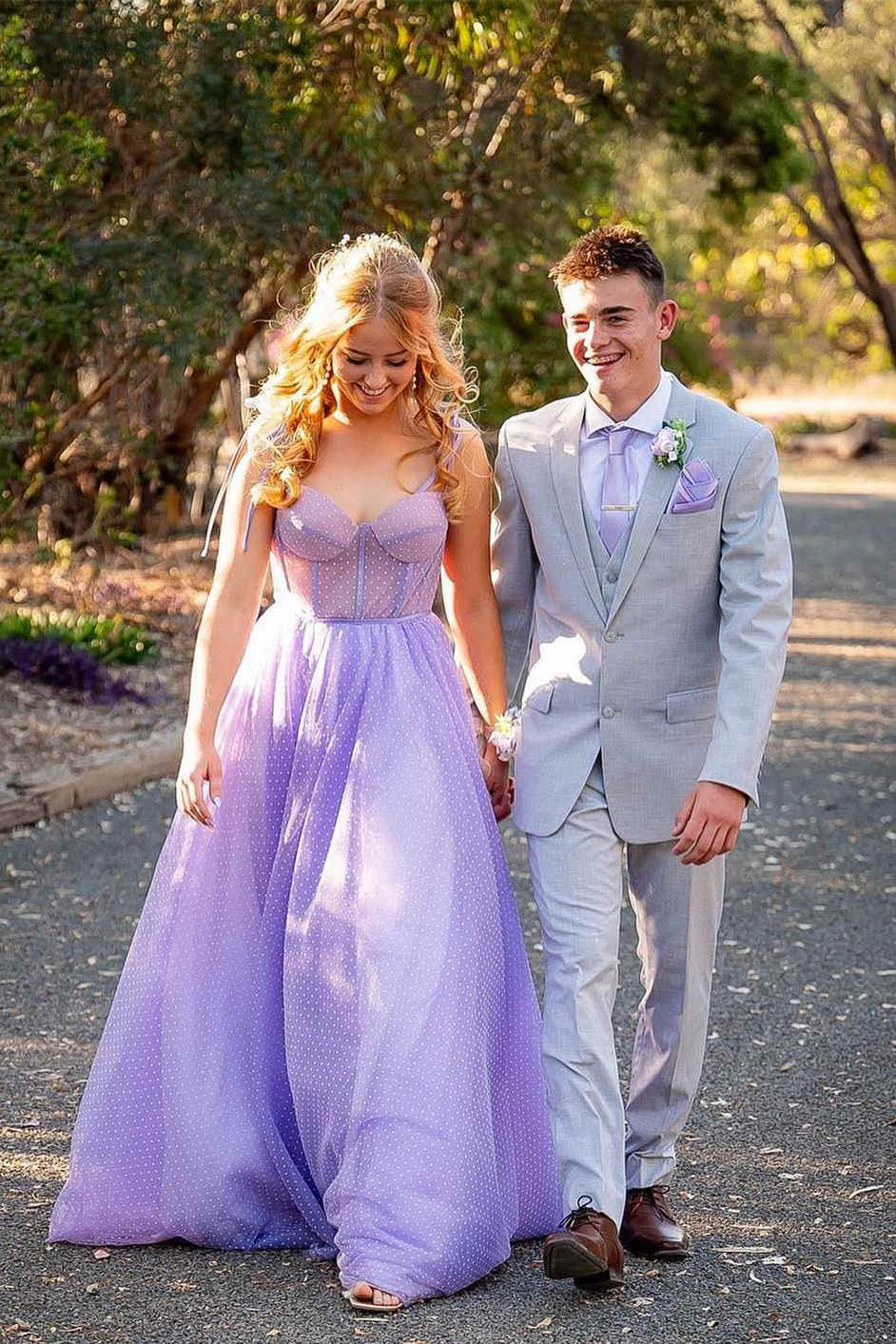 Skyler | Vestido de graduación de tul con lunares y escote corazón corte A