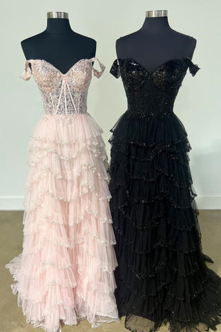 Robes de bal trapèze en tulle champagne avec décolleté cœur et appliques