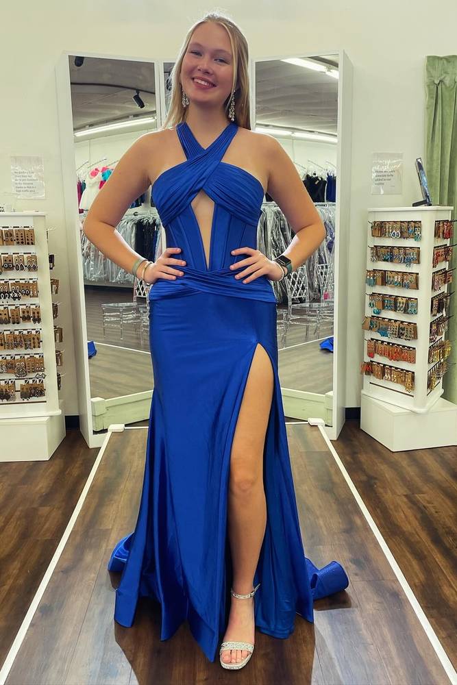 Veda | Robe de bal sirène fendue en satin vert avec encolure croisée 