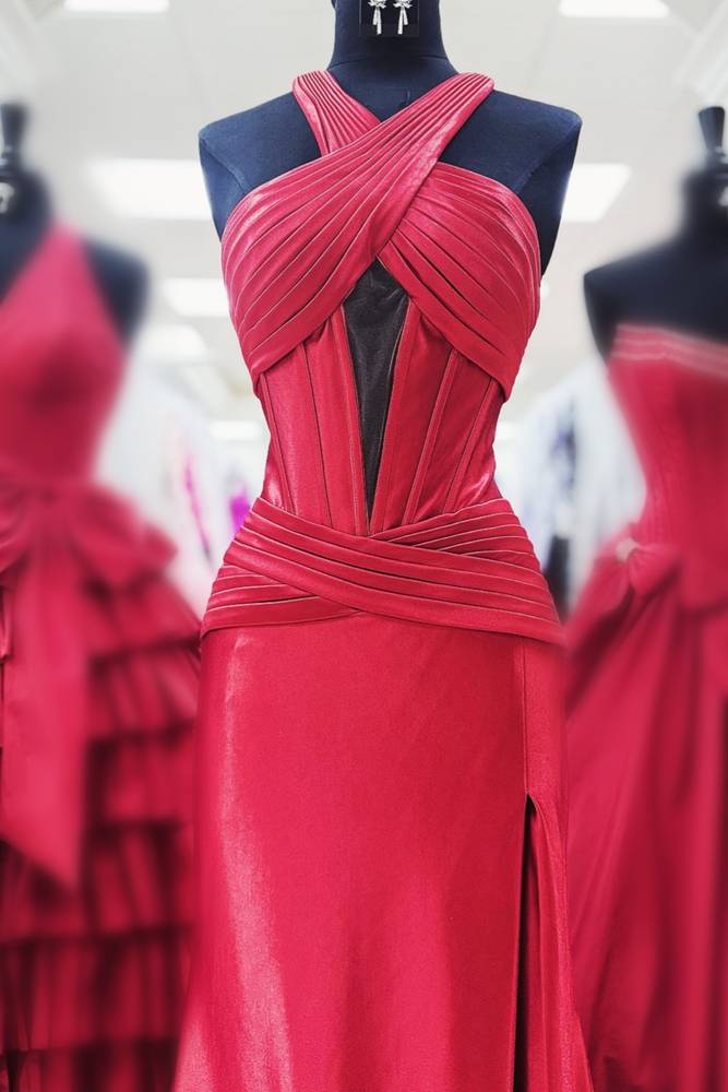 Veda | Robe de bal sirène fendue en satin vert avec encolure croisée 
