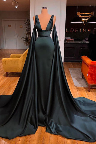 Robe de bal sirène glamour à décolleté plongeant en V et sans manches