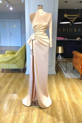 Robe de soirée glamour en satin à col haut et manches longues, fendue sur le devant