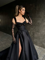 Robes de soirée glamour longues en dentelle noire sans manches avec fente longue disponibles en ligne