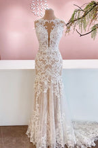 Glamour longue sirène bateau appliques dentelle robe de mariée en tulle