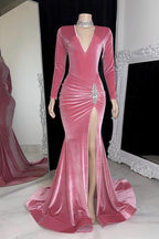 Robe de bal longue sirène glamour sans manches à col en V et fente sur le devant