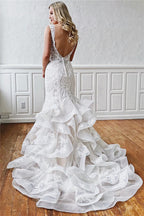 Robes de mariée glamour à longues bretelles sirène et dentelle à volants