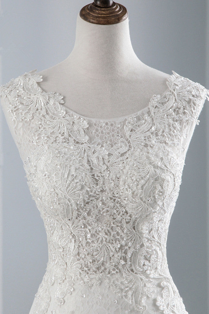 Glamuroso vestido de novia largo de sirena con apliques de tul y encaje